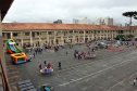 Com exposições de equipamentos, passeios de viatura, tirolesa e até um helicóptero, o Quartel do Comando-Geral abriu as portas para a comunidade entre as 10 e 16 horas deste domingo (17/10) em comemoração ao Dia das Crianças. O evento, que contou com diversos parceiros, foi pensado e organizado para proporcionar um dia especial para os filhos dos policiais militares e para a comunidade no geral. - Curitiba, 17/10/2021 - Foto: PMPR