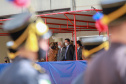 O governador Carlos Massa Ratinho Junior participou da cerimônia de passagem nesta segunda-feira (8), em Curitiba. O coronel Manoel Vasco de Figueiredo Junior assume o comando-geral da corporação, no lugar do coronel Gerson Gross, que tinha assumido o posto em janeiro deste ano. Foto: Valdelino Pontes/AEN.