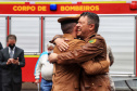O governador Carlos Massa Ratinho Junior participou, nesta segunda-feira (8), em Curitiba, da passagem de comando do Corpo de Bombeiros do Paraná. Há mais de 30 anos na corporação, o coronel Manoel Vasco de Figueiredo Junior assume o posto de comandante-geral no lugar do coronel Gerson Gross, que tinha sido empossado em janeiro deste ano e agora segue para a reserva remunerada.Foto:José Fernando Ogura/AEN