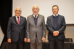 O governador em exercício Darci Piana  participa da premiação do III Ranking das 100 Maiores Sociedades Anônomas do Paraná.