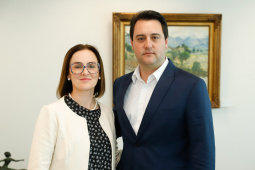 O governador Carlos Massa Ratinho Junior indicou nesta segunda-feira (9) a advogada Priscilla Placha Sá para o cargo de desembargadora do Tribunal de Justiça do Paraná (TJ-PR). Ela vai ocupar o lugar que estava aberto desde o falecimento do desembargador Cláudio de Andrade.. Foto: Rodrigo Felix Leal