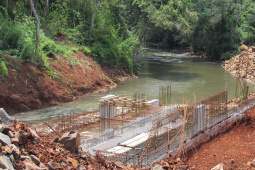 Obras, que seguem dentro do cronograma, ampliam em 25% a produção de água da cidade
Foto: Sanepar