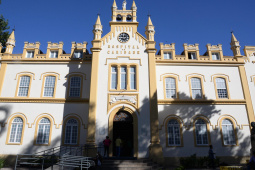 A Santa Casa de Misericórdia, nova contratada para atender os servidores que utilizam o Sistema de Assistência à Saúde (SAS) na macrorregião de Curitiba, divulgou a lista de locais de atendimento que passam a funcionar a partir do dia 16 de fevereiro.  -  Foto: Venilton Küchler/Arquivo SESA