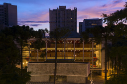 O Centro Cultural Teatro Guaíra está com edital aberto para ocupação dos auditórios Glauco Flores de Sá Brito (Miniauditório) e Teatro Zé Maria. As inscrições podem ser feitas por companhias e grupos paranaenses até o dia 17 de março pelo e-mail edital2020cctg@gmail.com.
Curitiba, 18 /02/2020