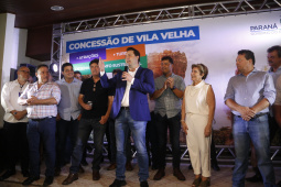  O governador Carlos Massa Ratinho Junior assinou nesta quarta-feira (19) o contrato de concessão de áreas do Parque Estadual Vila Velha, em Ponta Grossa, nos Campos Gerais, para a empresa Eco Parques do Brasil S/A. A empresa vai investir em serviços de apoio à visitação, turismo sustentável e recreação é de trinta anos. Foto: Gilson Abreu/AEN