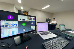 O Governador Carlos Massa Ratinho Junior apresentou, na manhã desta quarta-feira (16), a evolução nos estudos da nova infraestrutura ferroviária do Estado, a Nova Ferroeste (Estrada de Ferro Paraná Oeste S/A), também conhecida como Corredor Oeste de Exportação