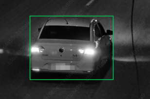 Olho Vivo ajuda a recuperar dois veículos roubados em São José dos PinhaisEstado entrega módulo móvel e drone para reforçar segu...