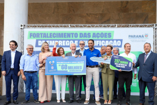 Estado renova frota das Agências do Trabalhador com 237 veículos novosFeira de serviços Paraná em Ação acontece em Matelândia de...