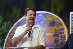 Na ExpoLondrina, Ratinho Junior reforça protagonismo do agro paranaenseEm Pinhais, avançam as obras do planetário mais moderno d...