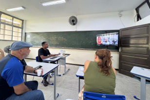 SEED prepara realocação de alunos após incêndio no Instituto de Educação de ParanaguáPCPR orienta mulheres vítimas de crimes vir...