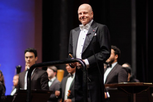 Morre Roberto Tibiriçá, maestro que elevou a Orquestra Sinfônica do Paraná a um novo patamar artístico