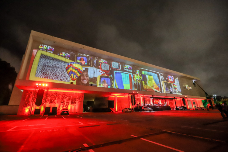 Natal do Palácio Iguaçu estreia nesta sexta-feira para encantar o público