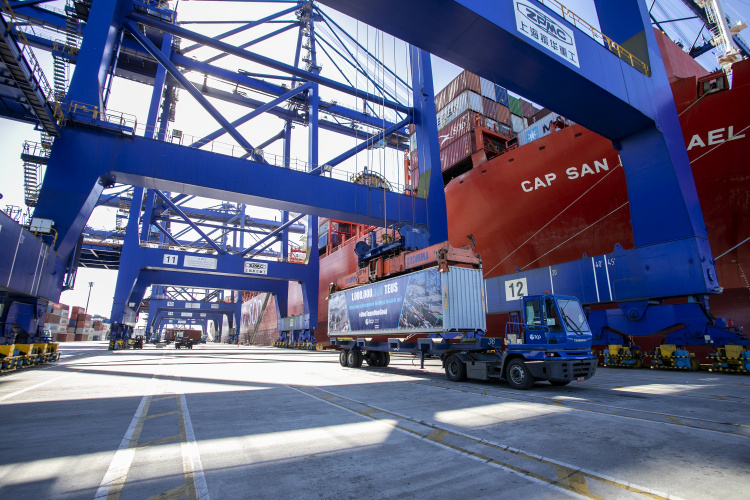 Terminal de contêineres do Porto de Paranaguá alcança marca de 1 milhão de unidades movimentadas