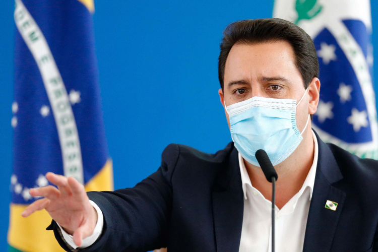 O governador Carlos Massa Ratinho Junior e secretários de Estado apresentam nesta sexta-feira (26), em conjunto com a Polícia Rodoviária Federal, detalhes do plano de operação para o fim da concessão das rodovias paranaenses, que ocorre neste final de semana.  - 26/11/2021 - Foto:Jonathan Campos/AEN