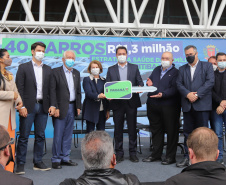 O governador Carlos Massa Ratinho Junior entrrega  nesta quinta-feira (11),  veículos da Estratégia da Saúde da Família no Parque Barigui em Curitiba.   - 11/11/2021