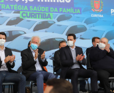 O governador Carlos Massa Ratinho Junior entrrega  nesta quinta-feira (11),  veículos da Estratégia da Saúde da Família no Parque Barigui em Curitiba.   - 11/11/2021