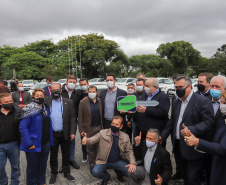 O governador Carlos Massa Ratinho Junior entrrega  nesta quinta-feira (11),  veículos da Estratégia da Saúde da Família no Parque Barigui em Curitiba.   - 11/11/2021