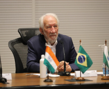 O vice governador Darci Piana e o Diretor Presidente da Invest Paraná, Eduardo Bekin participam nesta terça-feira (16), de Videoconferência com o embaixador da Índia, Suresh Reddy no Palacio Iguaçu.