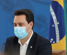 O governador Carlos Massa Ratinho Junior e secretários de Estado apresentam nesta sexta-feira (26), em conjunto com a Polícia Rodoviária Federal, detalhes do plano de operação para o fim da concessão das rodovias paranaenses, que ocorre neste final de semana. Na foto, diretor-geral do Departamento de Estradas de Rodagem do Paraná, Fernando Furiatti    - 26/11/2021 - Foto: Geraldo Bubniak/AEN