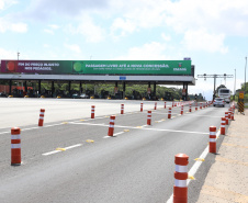 Encerramento dos atuais contratos de concessão de rodovias no Paraná. Abertura das catracas da praça de pedágio da Ecovia, na BR-277, em São José dos Pinhais, ocorrida à 0h00 deste domingo. - Curitiba, 28/11/2021 - Foto: Ari Dias/AEN