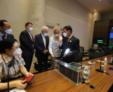 O vice governador Darci Piana e o Diretor Presidente da Invest Paraná, Eduardo Bekin participam  nesta segunda-feira  (29), de audiencia com o presidente da Câmara de Comércio e Indústria Brasil Coreia do Sul  no Palacio Iguacu.   Curitiba, 29/11/2021 -  Foto: Geraldo Bubniak/AEN