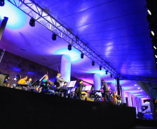 César Menotti e Fabiano participarão da abertura do Natal do Palácio Iguaçu