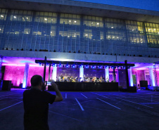 César Menotti e Fabiano participarão da abertura do Natal do Palácio Iguaçu