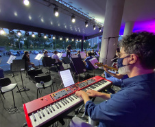 César Menotti e Fabiano participarão da abertura do Natal do Palácio Iguaçu