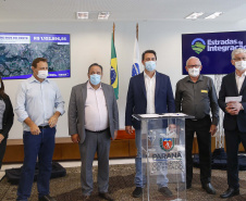 09.11.2021 - Governador Carlos Massa Ratinho Junior assina programa Estradas da Integração.