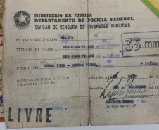 Por conta da suspensão das atividades presenciais, em atendimento às normas sanitárias de enfrentamento da pandemia, o acesso de pesquisadores ao acervo do Museu da Imagem e do Som do Paraná ficou suspenso.  - Curitiba, 25/11/2021 - Foto: Coleção de Películas/MIS