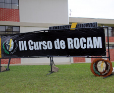 Policiais militares se formam no curso de rondas ostensivas com motocicletas. Foto:PMPR