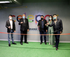 Buscar inovação, gerar conhecimentos e tecnologia e soluções alinhadas às demandas sociais e econômicas do Paraná. Esses os objetivos do programa de inovação implantado em parceria pelo Governo do Estado, por meio da Celepar, e a Hotmilk, ecossistema de inovação da Pontifícia Universidade Católica do Paraná (PUCPR). A  Foto: CELEPAR