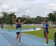 Isabela Abreu é destaque no pentatlo moderno. Paraná Esporte