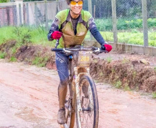 CGE se inspira na Dinamarca para unir ética, solidariedade e exercício físico - DESAFIO – Foi proposto aos servidores da CGE percorrerem simbolicamente os 10.734 quilômetros que separam Curitiba de Copenhague. Eles se comprometeram a caminhar, correr, pedalar ou fazer qualquer atividade física, que é convertida em quilômetros por um aplicativo de celular. Perto de 70% dos servidores da Controladoria-Geral aderiram à iniciativa. - Curitiba, 12/11/2021 - Foto: CGE