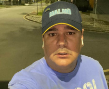 CGE se inspira na Dinamarca para unir ética, solidariedade e exercício físico - DESAFIO – Foi proposto aos servidores da CGE percorrerem simbolicamente os 10.734 quilômetros que separam Curitiba de Copenhague. Eles se comprometeram a caminhar, correr, pedalar ou fazer qualquer atividade física, que é convertida em quilômetros por um aplicativo de celular. Perto de 70% dos servidores da Controladoria-Geral aderiram à iniciativa. - Curitiba, 12/11/2021 - Foto: CGE