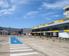 Com roda-gigante e volta de voos internacionais, Foz do Iguaçu reforça retomada do turismo