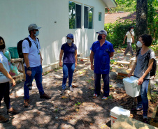 Portos do Paraná apresenta projeto de implantação de composteira a professores na Ilha do Mel