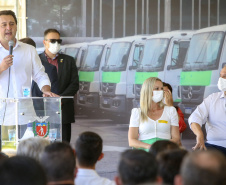 Com a entrega de mais 41 veículos, 47% dos municípios do Paraná passam a contar com caminhões-pipa