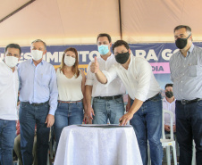 Governador libera R$ 28 milhões para escola, unidades de saúde e infraestrutura em Goioerê