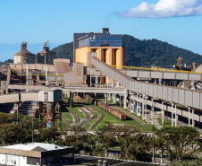 Movimentação por ferrovia chega a 20% nos portos paranaenses