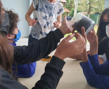 Portos do Paraná apresenta projeto de implantação de composteira a professores na Ilha do Mel