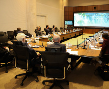 Governo do Paraná apresenta potenciais do Estado para comitiva da Embaixada de Luxemburgo
