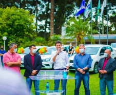 Governo entrega veículos para a Saúde da Família de Campo Largo