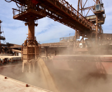 Corredor Leste de Exportação do Porto de Paranaguá registra alta de 56% na produtividade