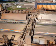 Corredor Leste de Exportação do Porto de Paranaguá registra alta de 56% na produtividade