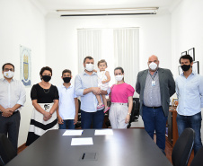 Docentes aprovados em concurso tomam posse na UENP
