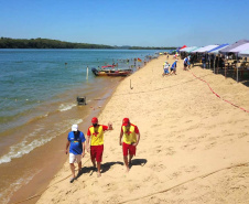 Em um mês de temporada, Praia de Santa Rosa, em Porto Rico, recebe 50 mil veranistas