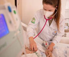 Imersão na rotina hospitalar aperfeiçoa conhecimento dos acadêmicos de Medicina da UEPG
