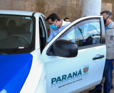 Governador Carlos Massa Ratinho Junior entrega veículos para a Vigilância Ambiental.