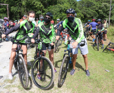 Pedala Paraná reune mais de 200 ciclistas de todo Paraná em desafio de 27 quilômetros, no litoral